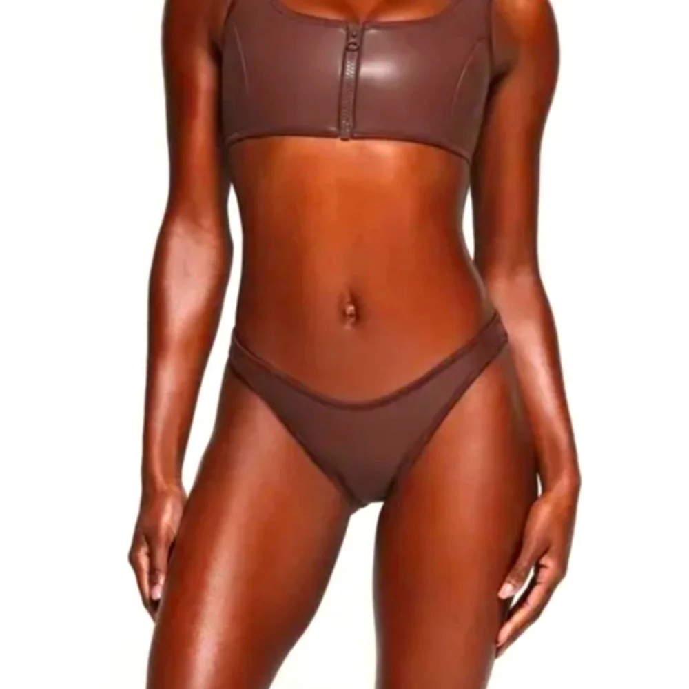 NWT SKIMS Rubberized Scuba Swim Tanga Bikini Bottom Cocoa Plus 4X